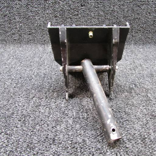 1460320-1 Cessna 172D Rudder Pedal and Arm Assembly LH (Altered)