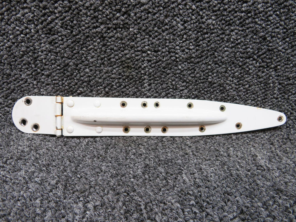 0511280-2 Cessna 172D Door Upper Hinge Assembly RH (Minus Back Hinge)
