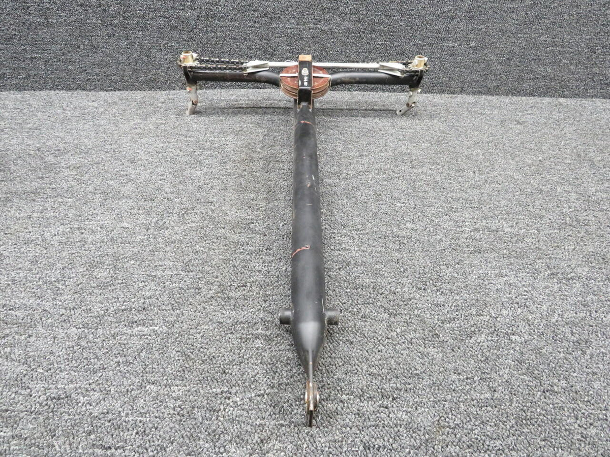 Cessna 0411221-4 / 0411326-4 Cessna 172D Aileron Control Tee Assembly