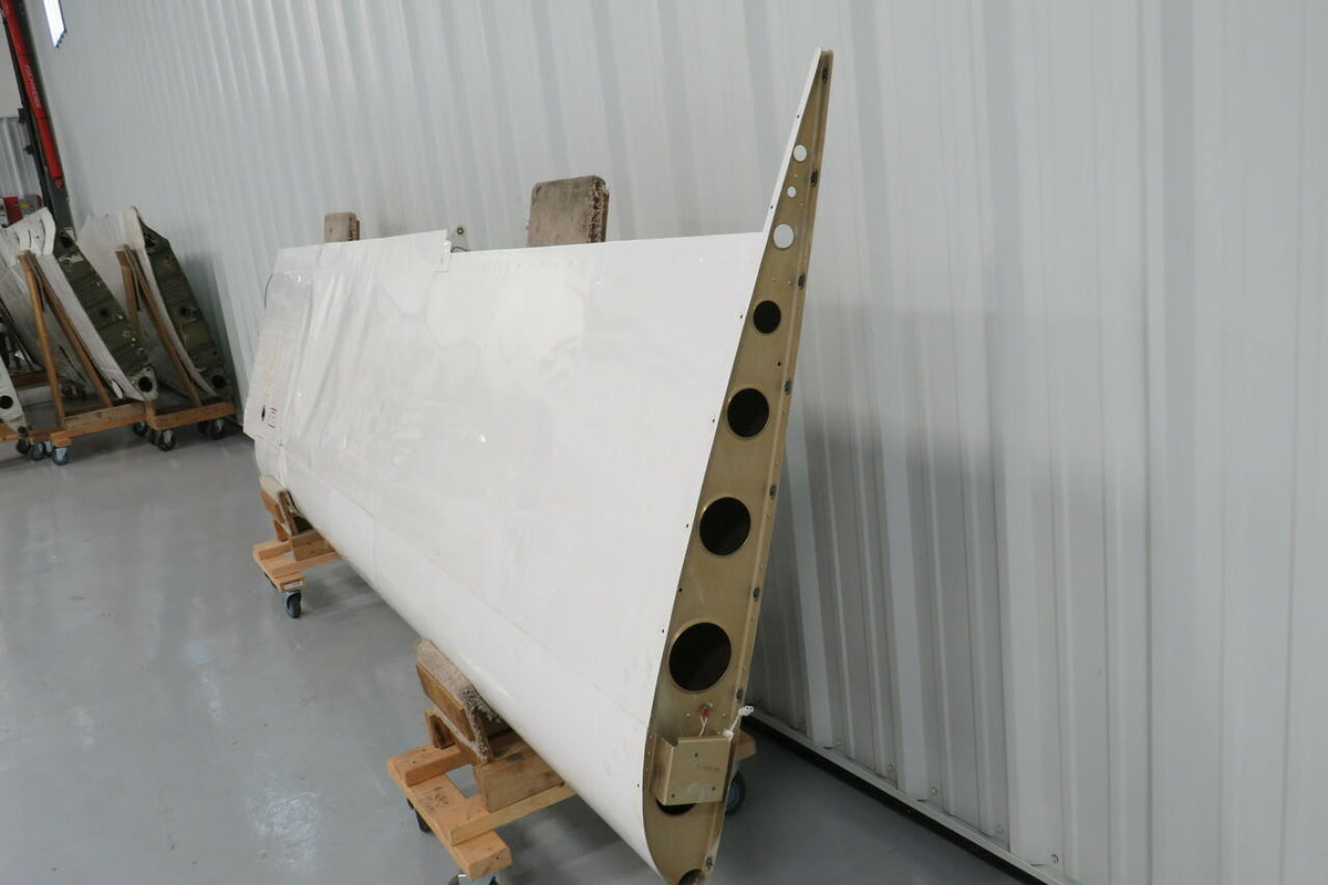 Cessna 0922200-3 Cessna 162 LH Wing Assembly
