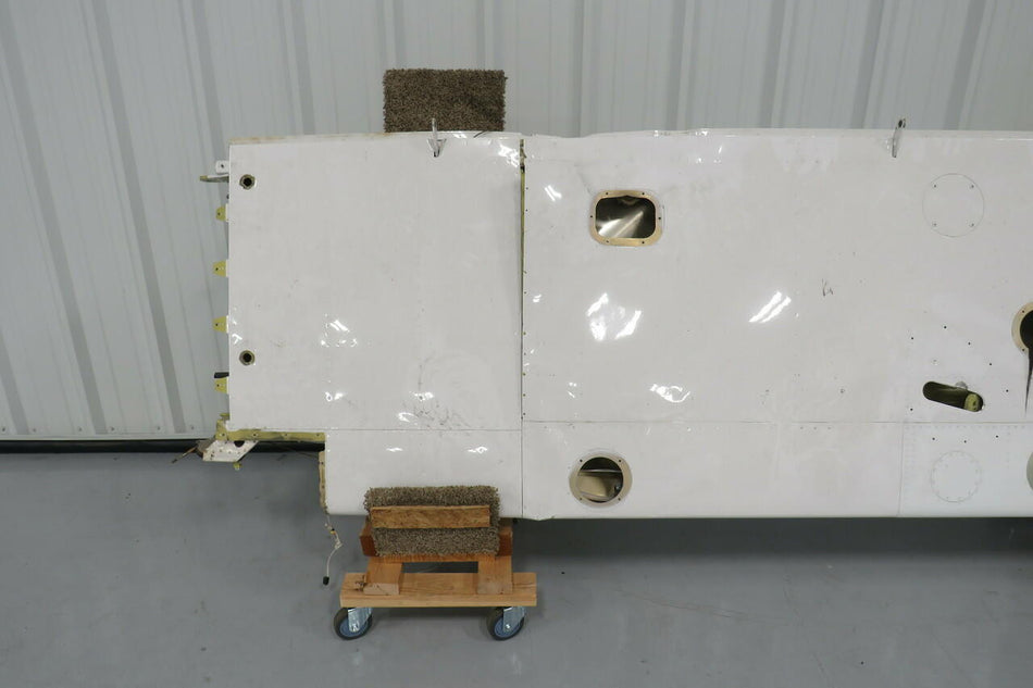 Cessna 0922200-4 Cessna 162 RH Wing Assembly