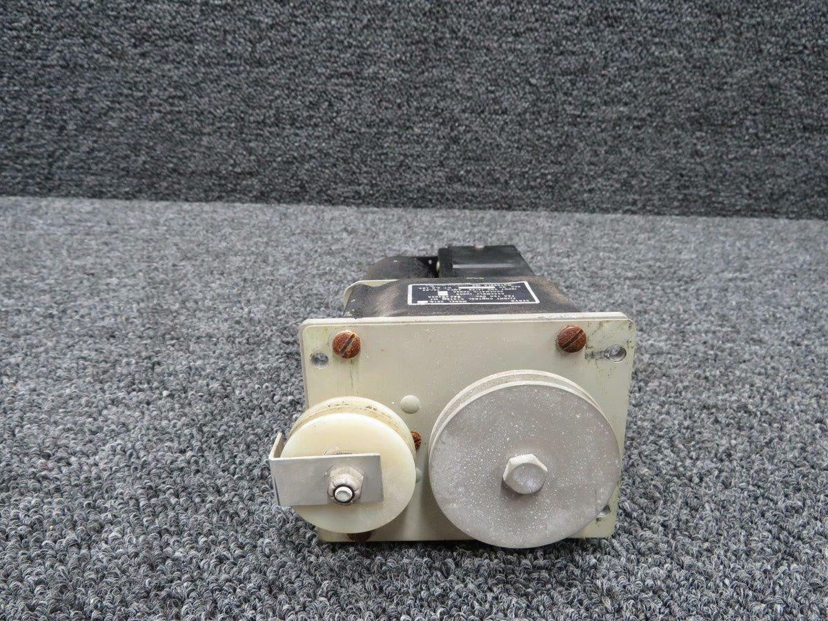 Motorola 1008-05 USE 3C098-0 Motorola Servo Flight Control 14/28V