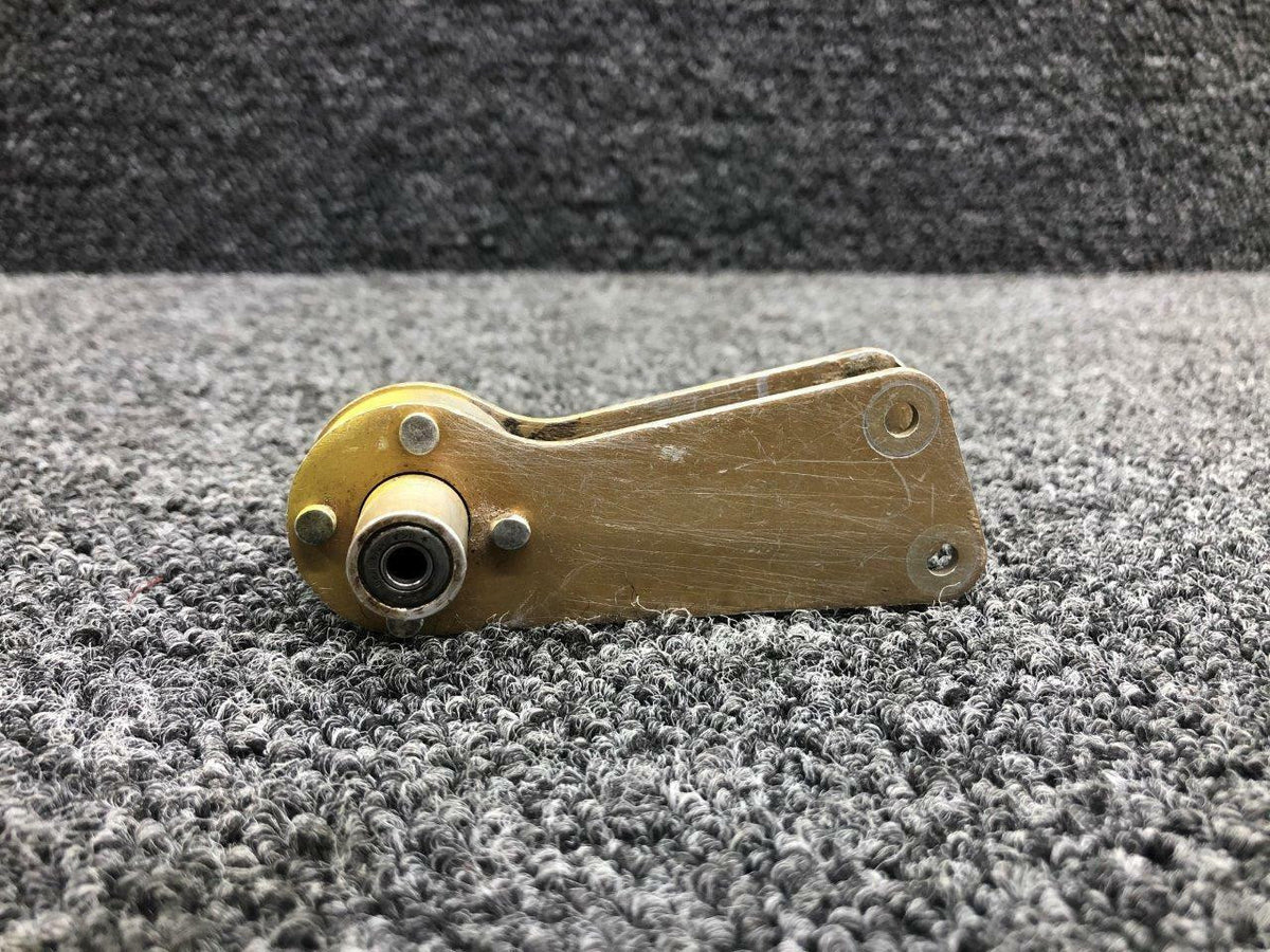 Mooney 913030 / 913030-000 Old P/N 7220 Mooney M20B Rudder Bellcrank Assembly