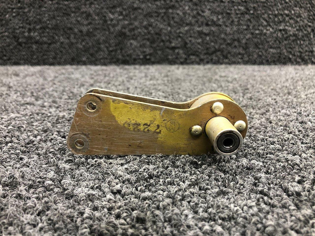 Mooney 913030 / 913030-000 Old P/N 7220 Mooney M20B Rudder Bellcrank Assembly