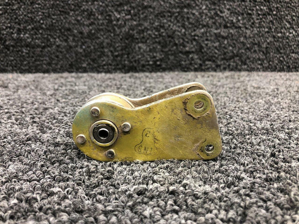 Mooney 913032 Old P/N 7222 Mooney M20B Rudder Bellcrank Assembly