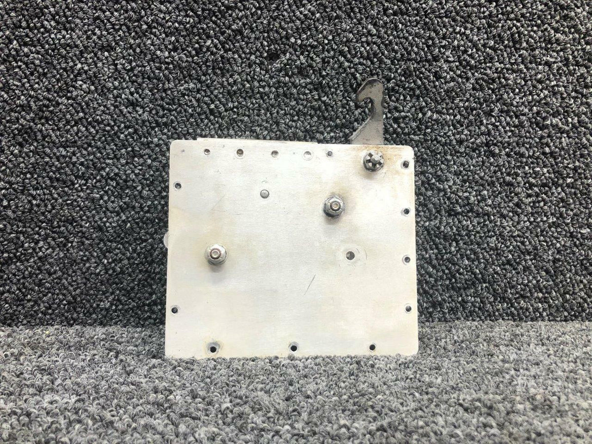 Mooney 310083 Old P/N 3370 Mooney M20B Hook Latch Assembly