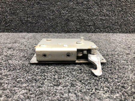 Mooney 310083 Old P/N 3370 Mooney M20B Hook Latch Assembly