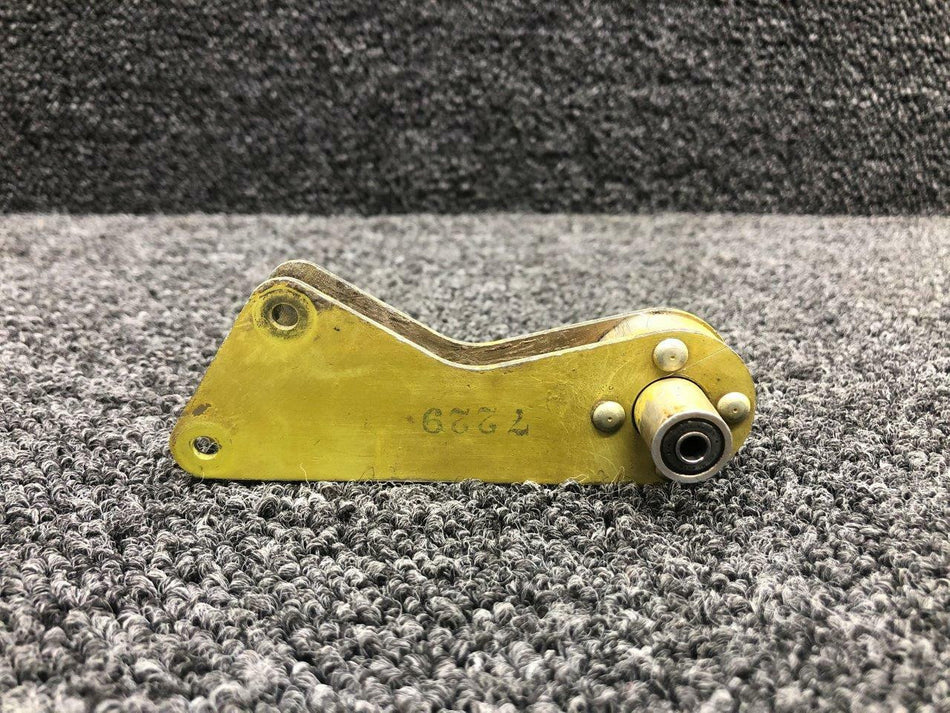 Mooney 913031 / 913031-000 Old P/N 7221 Mooney M20B Elevator Bellcrank Bracket