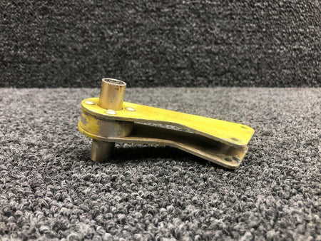 Mooney 913031 / 913031-000 Old P/N 7221 Mooney M20B Elevator Bellcrank Bracket
