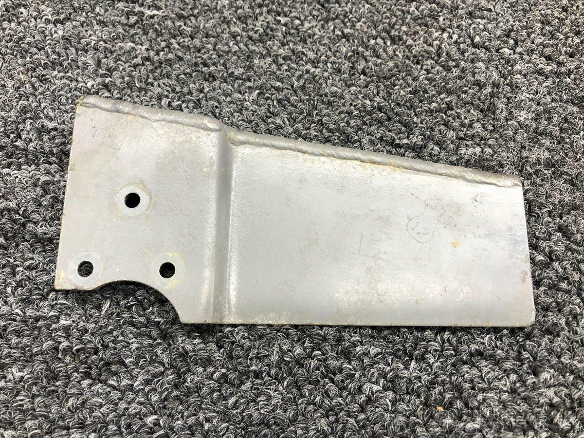 Mooney Mooney M20B Elevator Trim Wheel Bracket