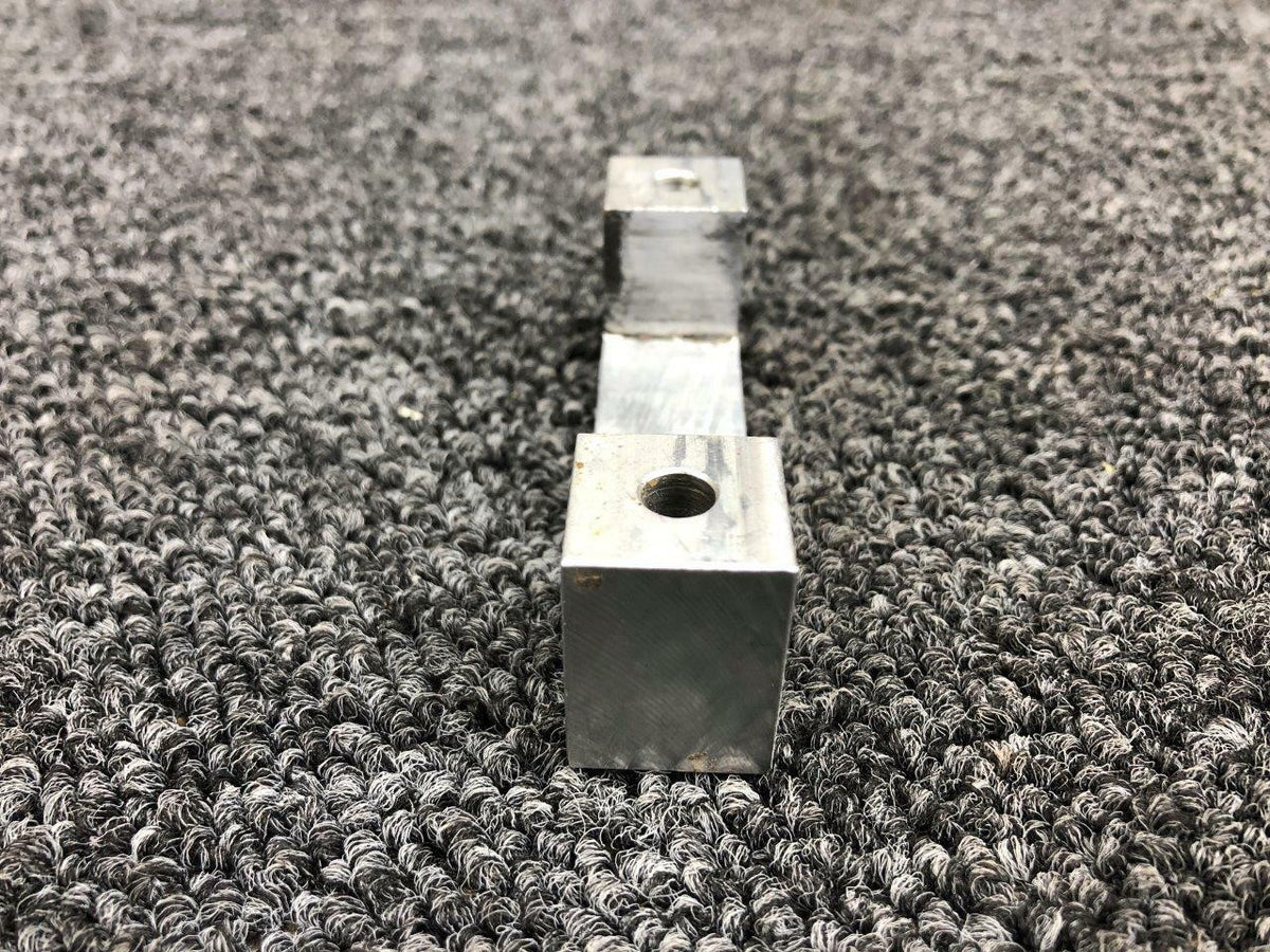 Mooney 8270 USE 840006-000 Mooney M20B Step Bearing Block