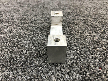 Mooney 8270 USE 840006-000 Mooney M20B Step Bearing Block