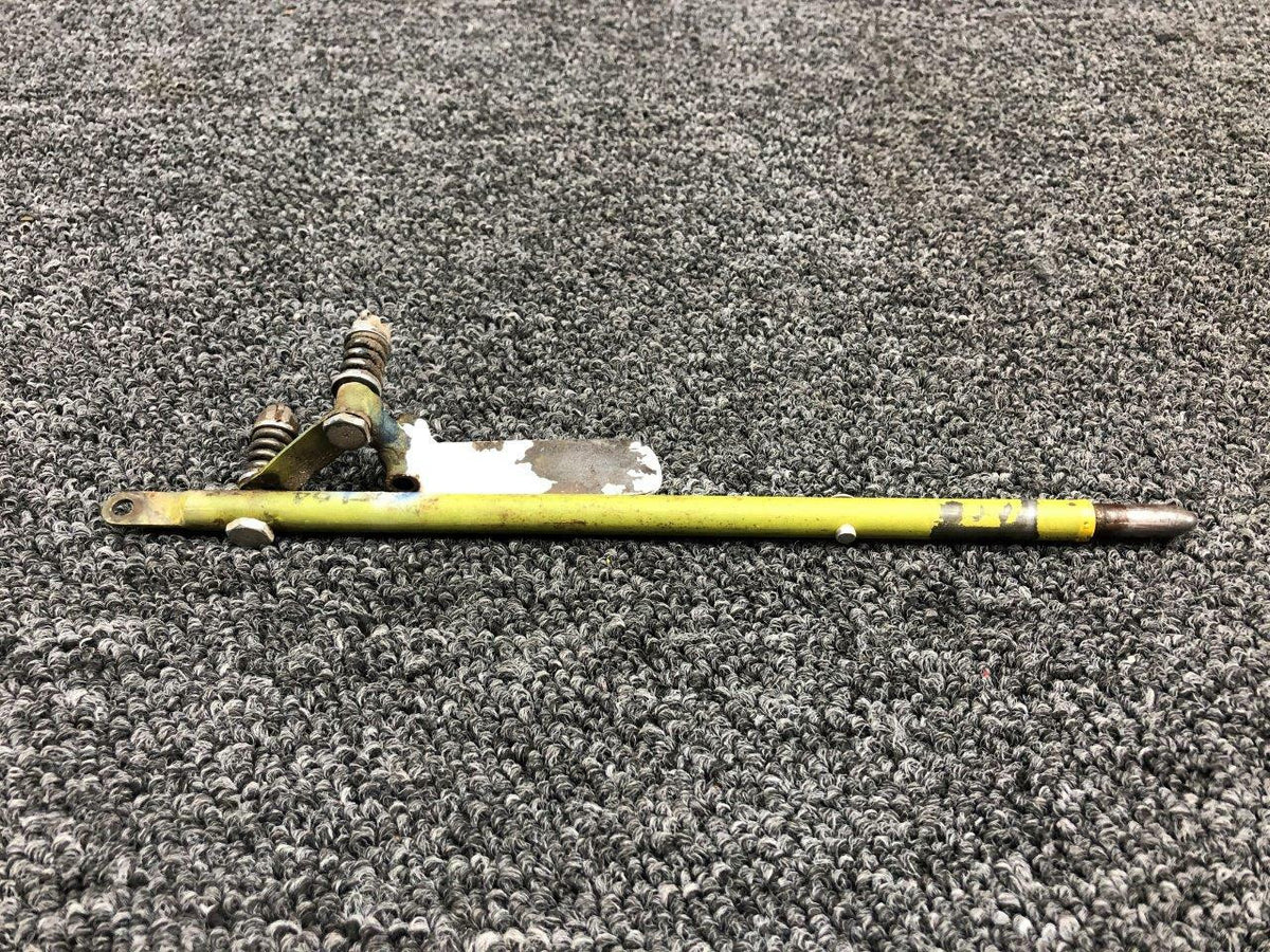 Mooney 3342 Mooney M20B Baggage Door Latch W/ Rod