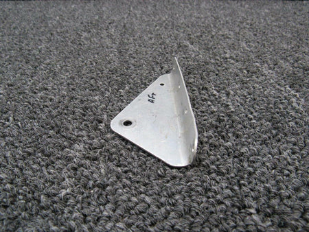 Cessna 2213060-1 Cessna TR182 Bracket LH AFT