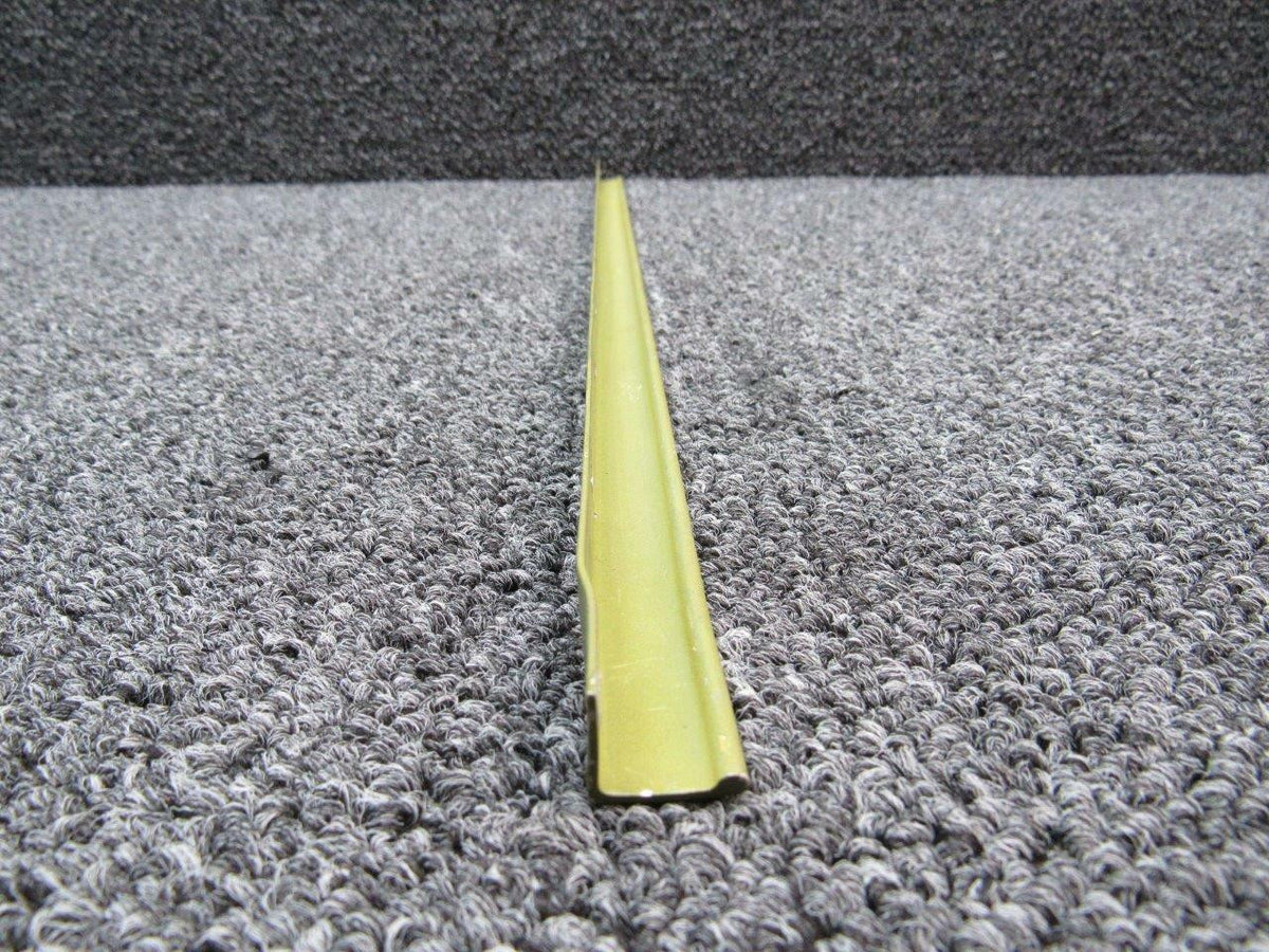 Cessna 0710023-2 Cessna A185F Angle RH Assembly