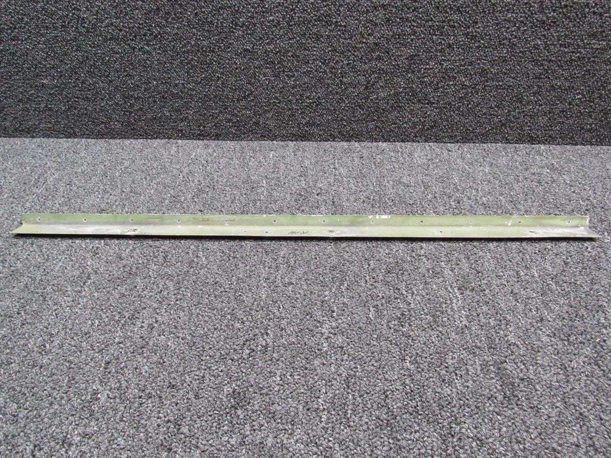 Cessna 0712660-6 Cessna A185F RH Angle Assembly Floor Support
