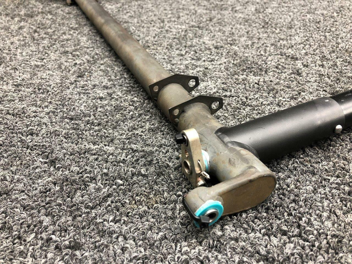 Robinson C758-1 and A601-1 Robinson R44 Collective Stick Assembly w Grips