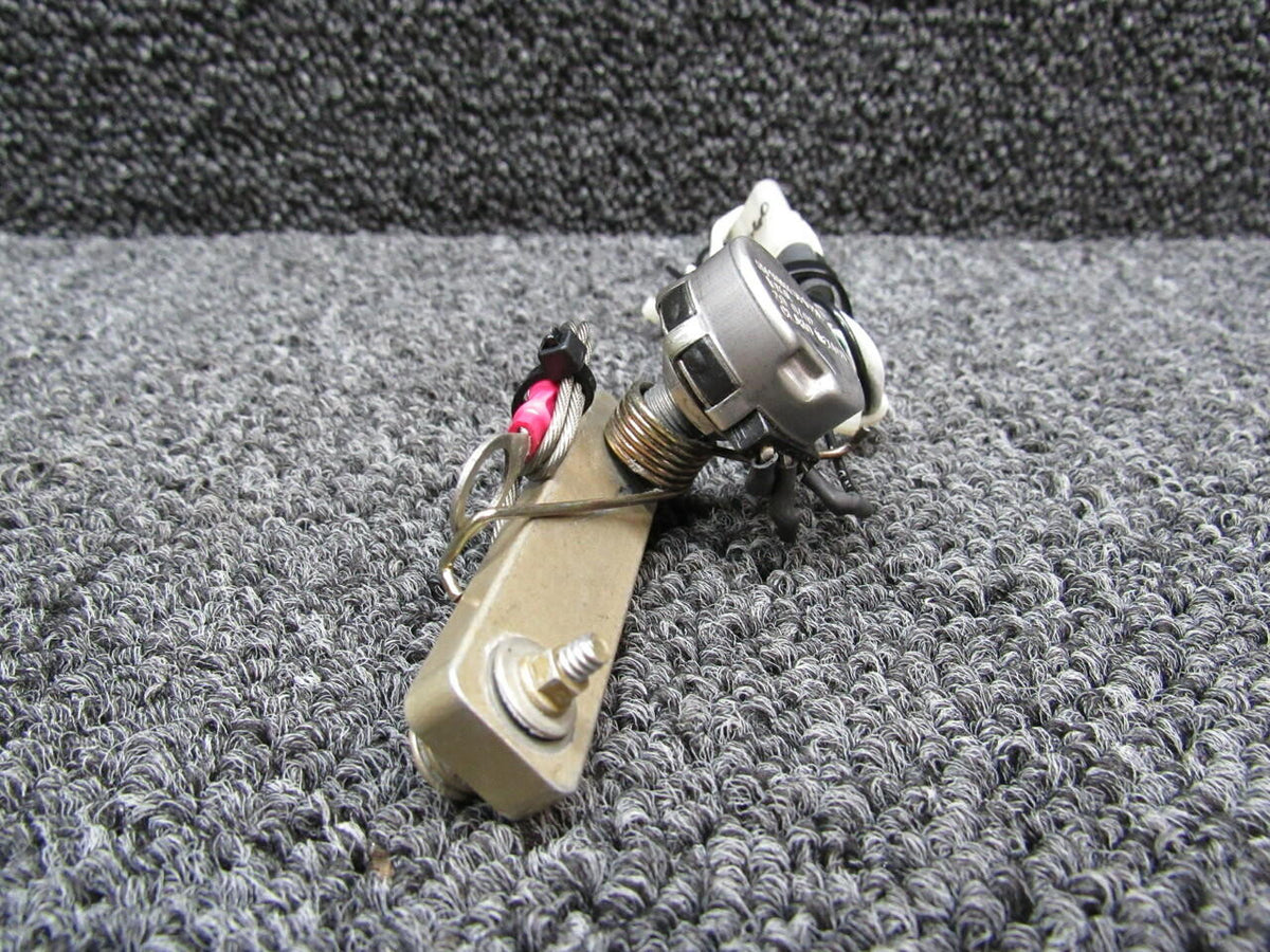 Piper 39222-012 Piper PA28-181 Flap Position Unit Switch