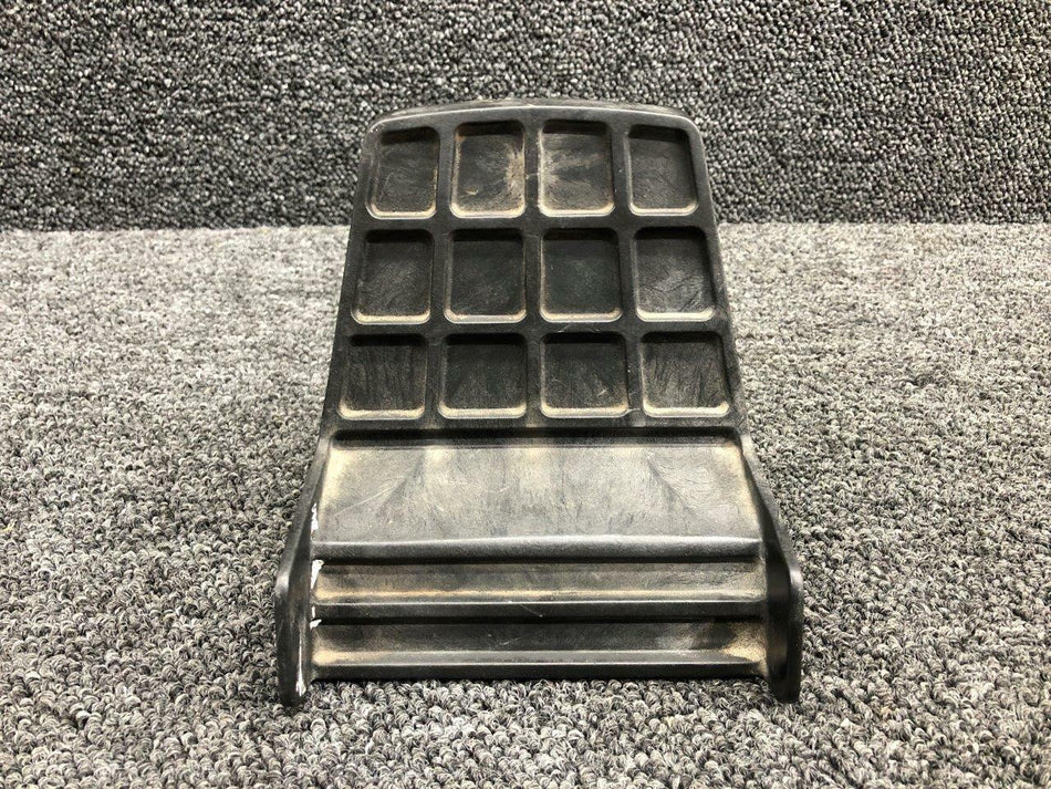 Cessna 0413578-1, 0511336-1 Cessna A185F Rudder Pedal Assembly w Link and Bellcrank