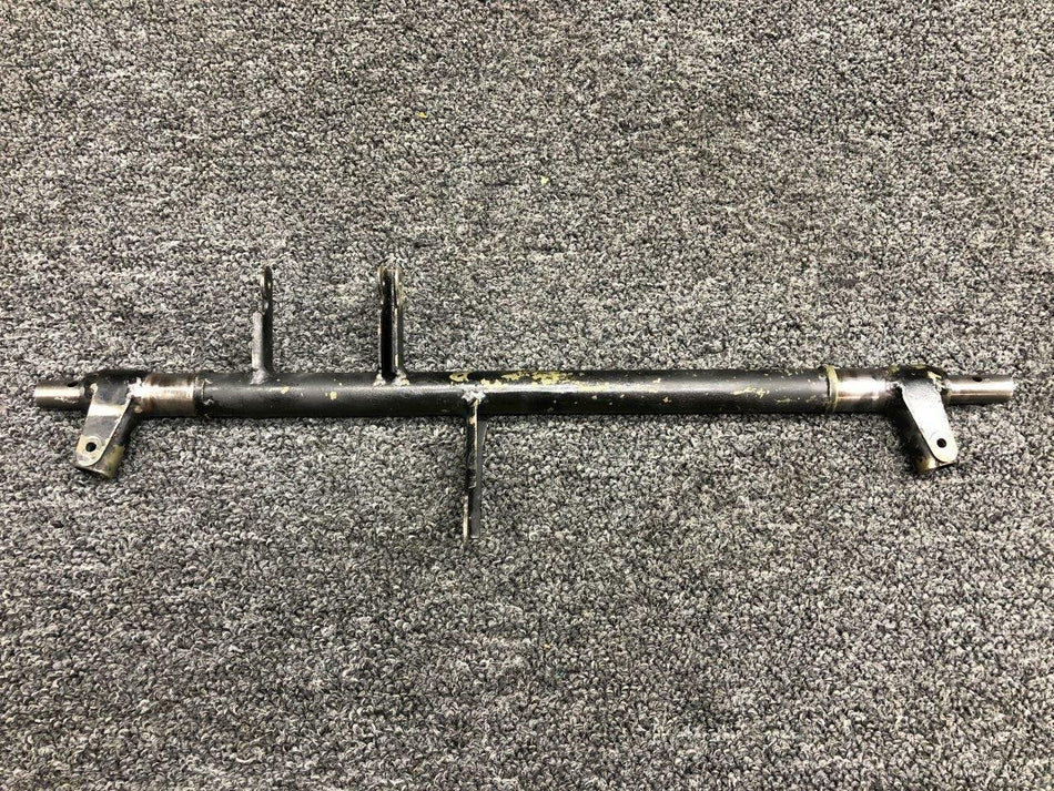 Cessna 0760032-4 Cessna A185F Rudder Bar Assembly RH Disengaging Pedals