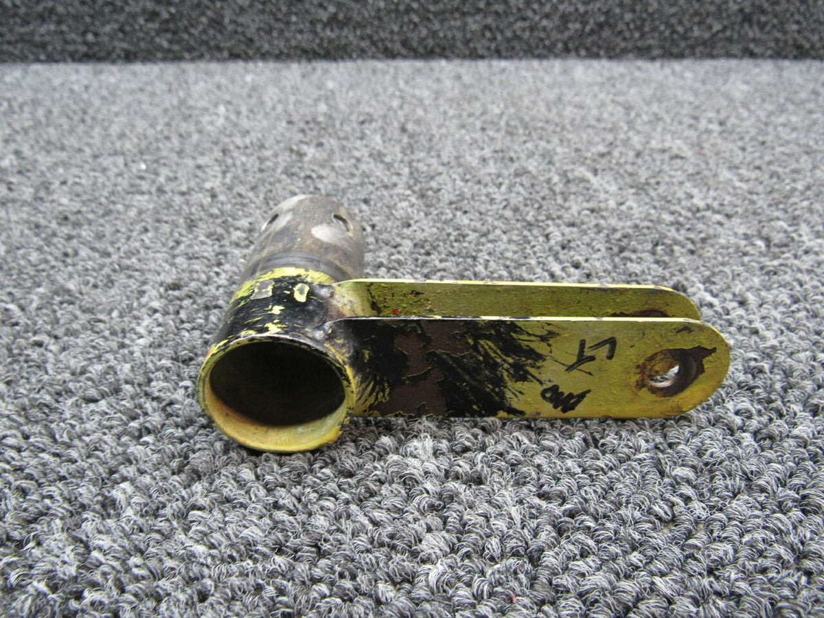 Grumman 603076-502 Grumman AA-5A Aileron Horn Assembly