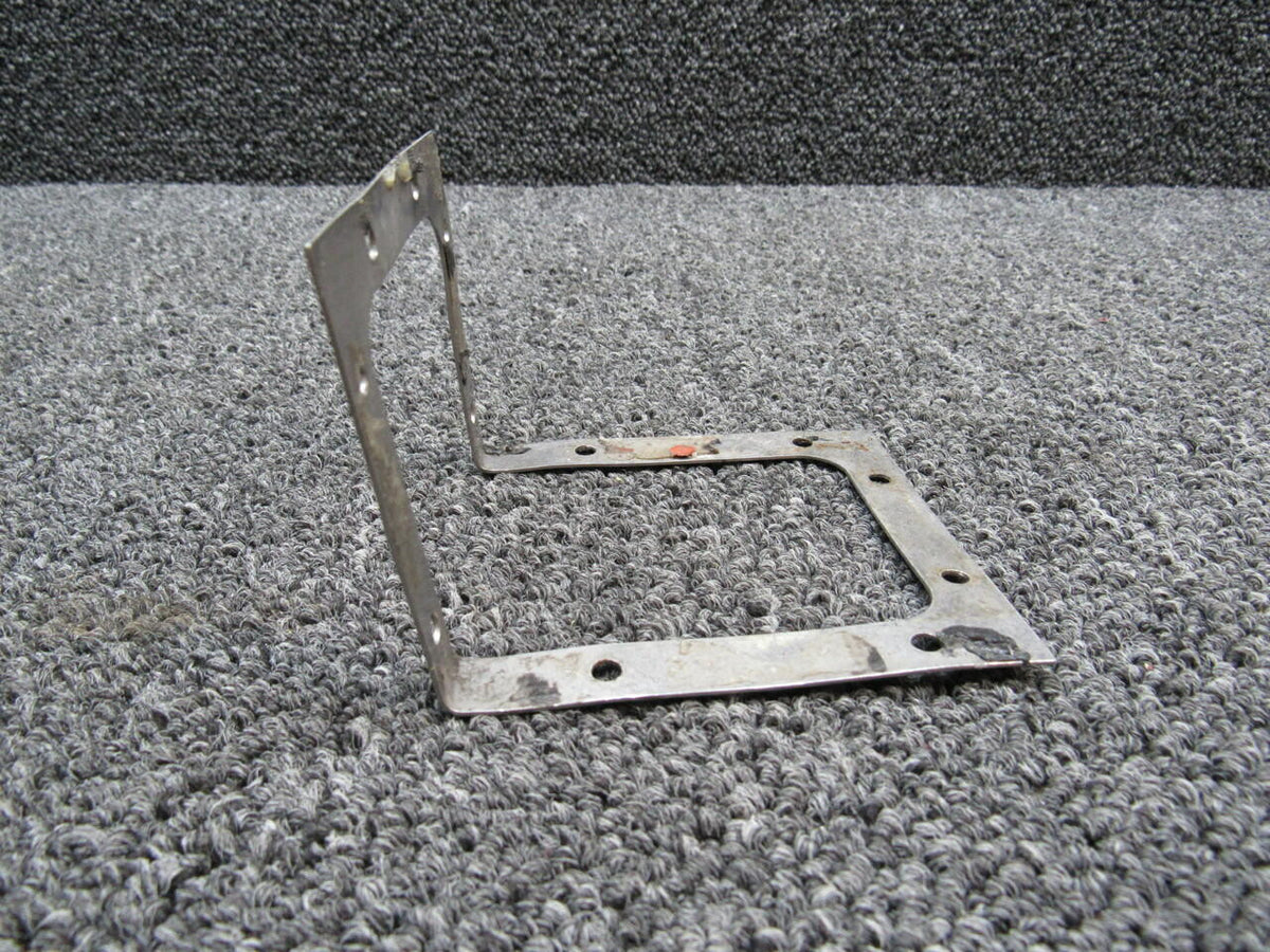 Grumman 701070-2 Grumman AA-5A Nose Gear Boot Retainer