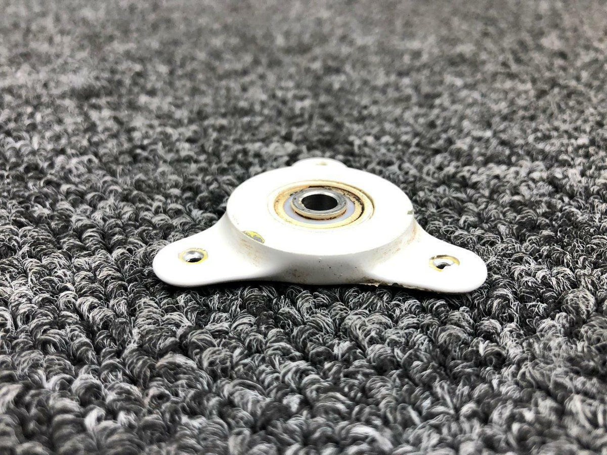 Cessna Cessna 162 Aileron Bearing Assembly LH / RH