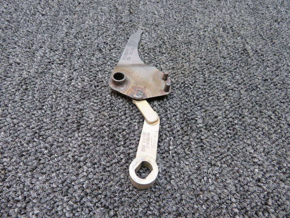 0911920-93 / 0911920-84 Cessna 162 Cabin Door Weld Lever LH W/ Cam