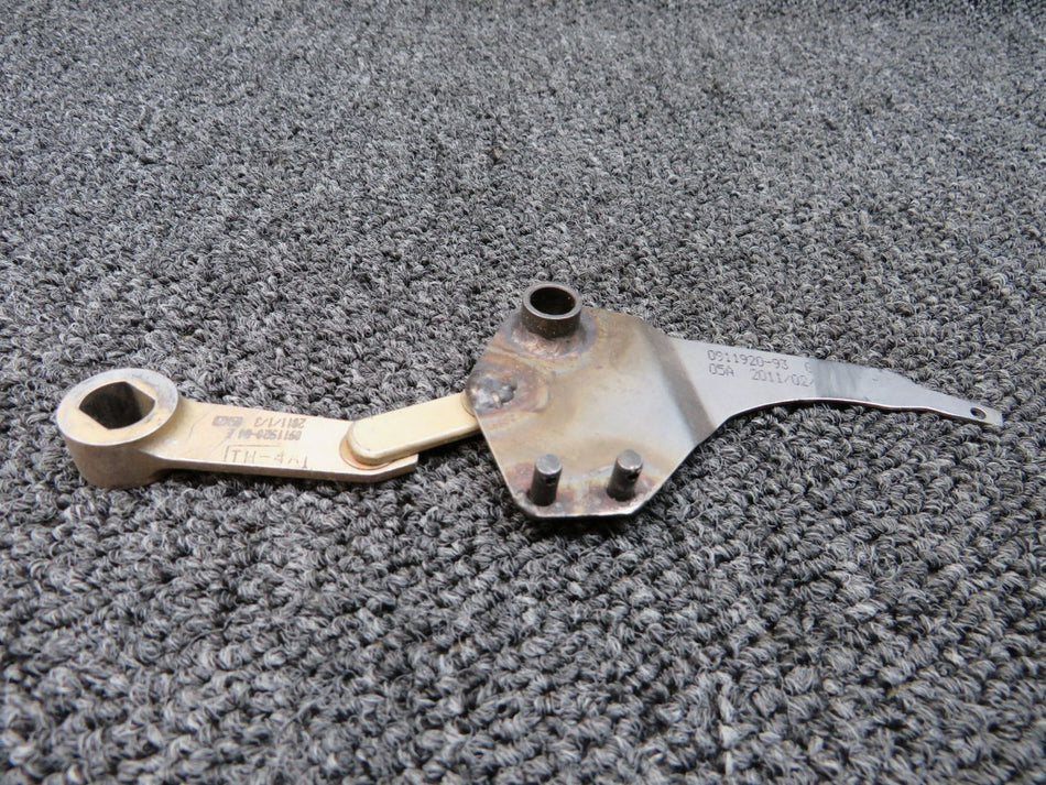 0911920-93 / 0911920-84 Cessna 162 Cabin Door Weld Lever LH W/ Cam