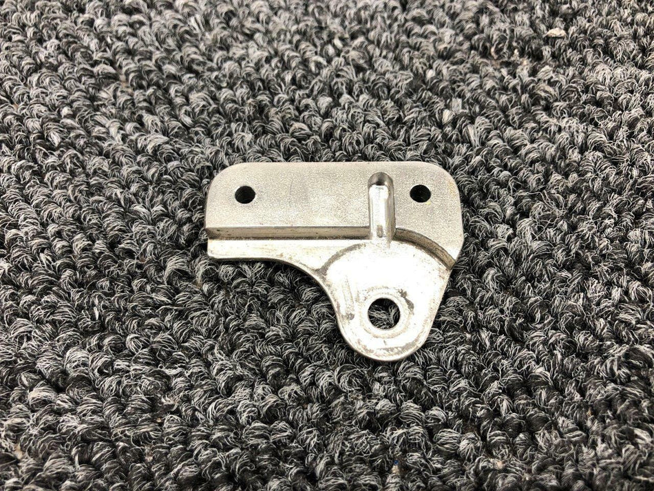 Cessna 0991905-60 Cessna 162 Cabin Door Housing RH