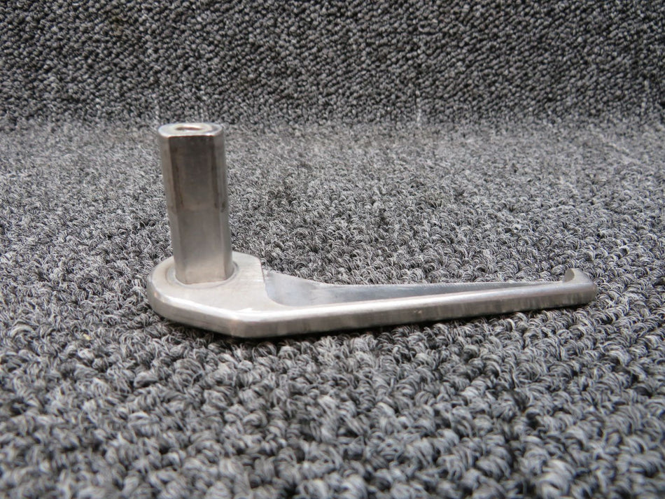 0911920-104 Cessna 162 Cabin Door Outer Handle RH with Shaft