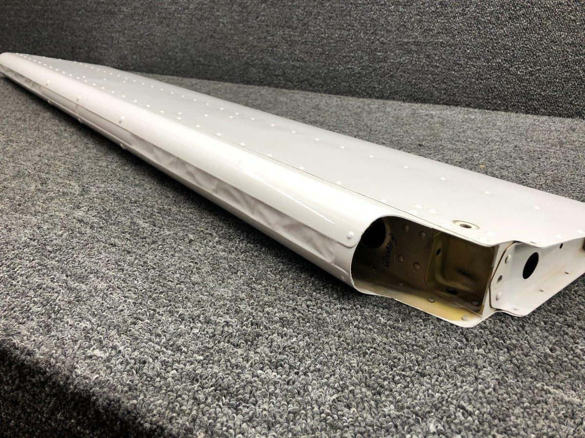 Cessna 0924100-3 Cessna 162 Aileron Assembly LH