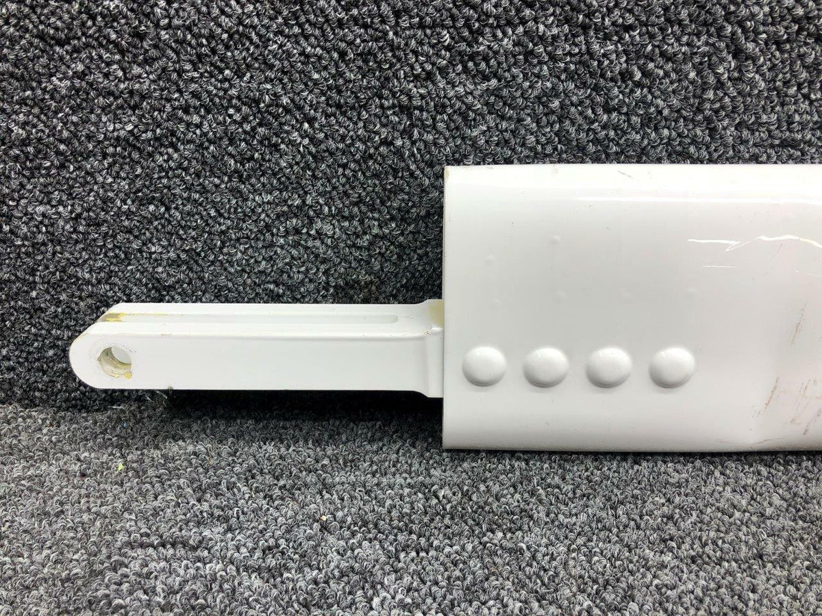 Cessna 0922705-2 Cessna 162 Wing Strut Assembly RH