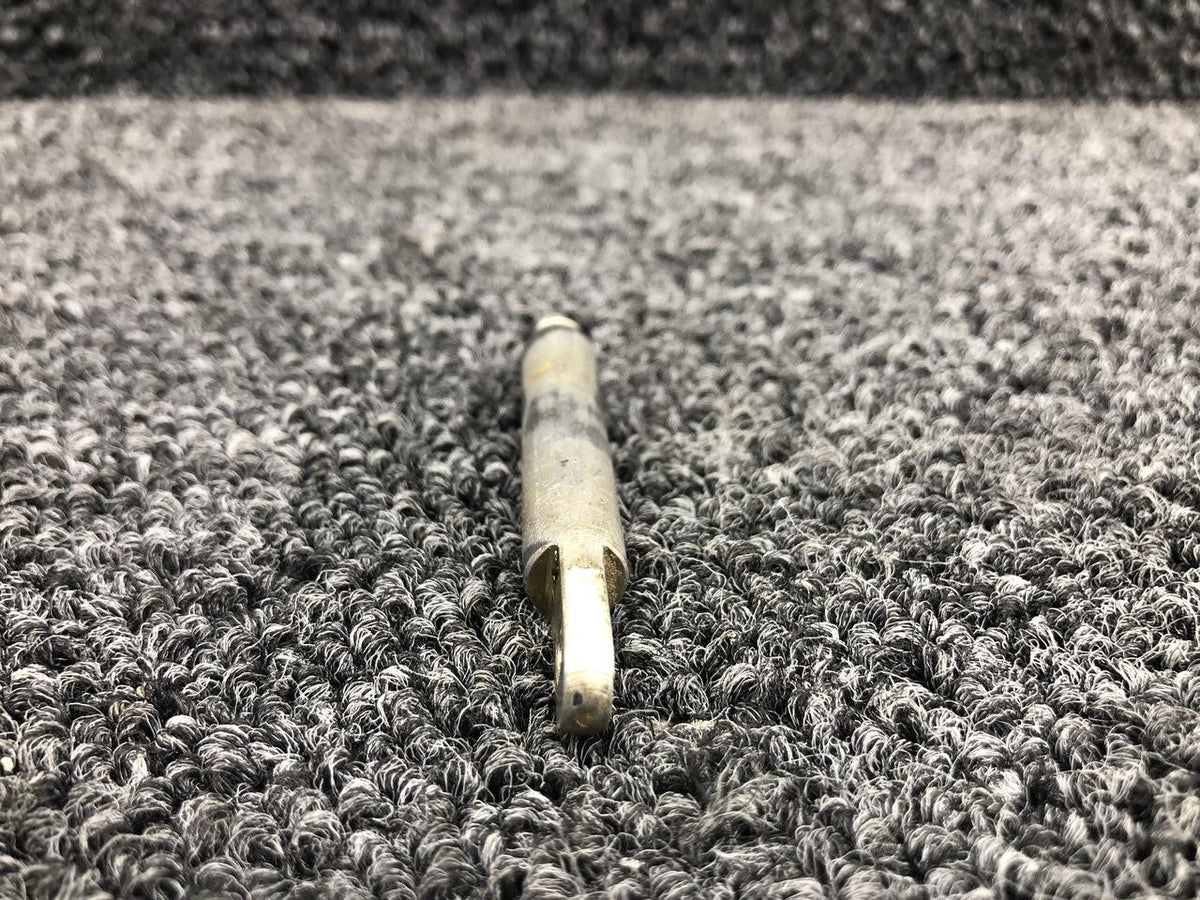 Beech 96-420033-13 Beech F33A Latch Pin Assembly