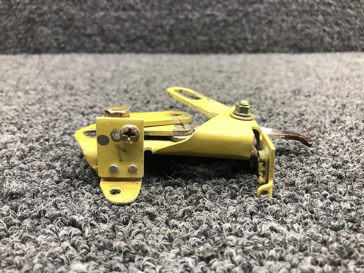 Beech 35-410456-41 Beech F33A Cabin Door Upper Latch Assembly