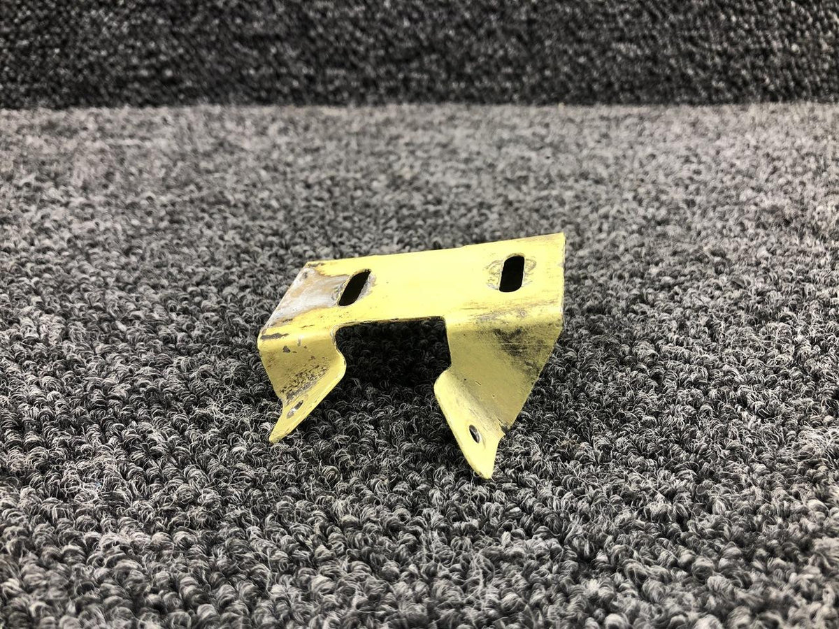 Beech 35-910313-1 Use 002-410024-7 Beech F33A Cowl Latch Bracket Assembly