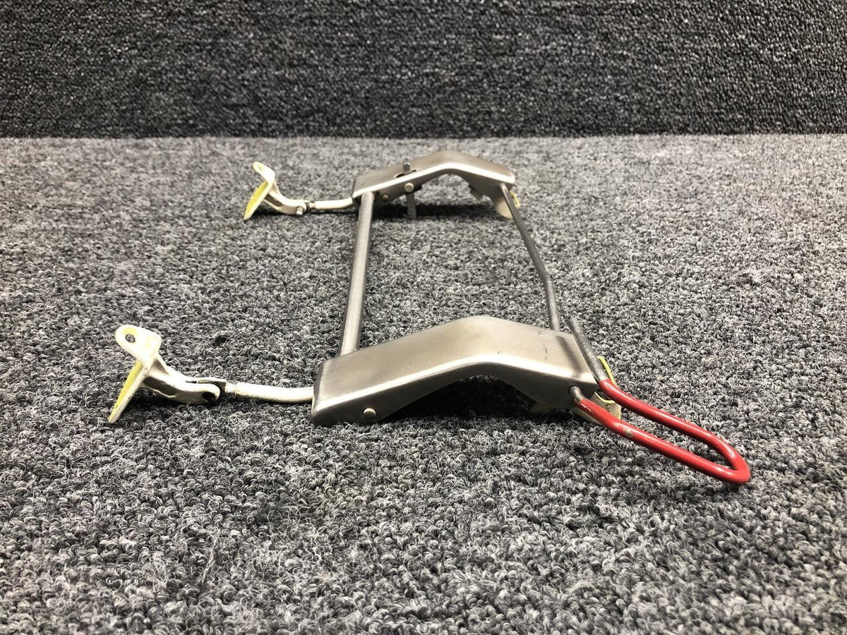 Beech 002-430055-2 Beech F33A Openable Window Latch Assembly RH