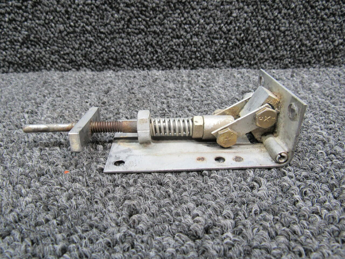 Bellanca Bellanca 8KCAB Door Latch Assembly