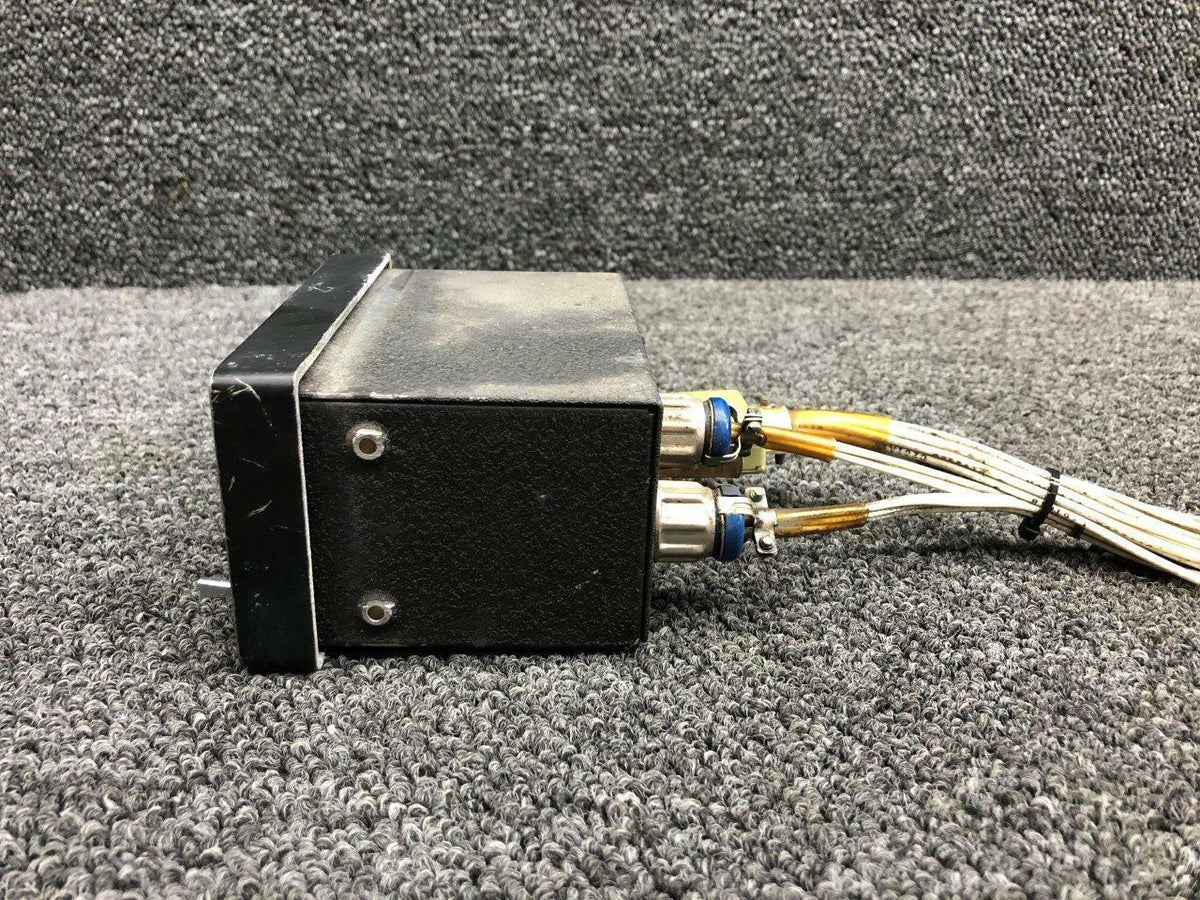 Navomatic 35670-1028 M/N C-520B Cessna 401 Navomatic Autopilot Controller 28V CORE