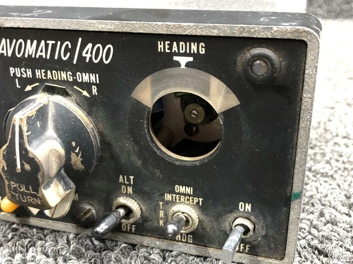 Navomatic 35670-1028 M/N C-520B Cessna 401 Navomatic Autopilot Controller 28V CORE