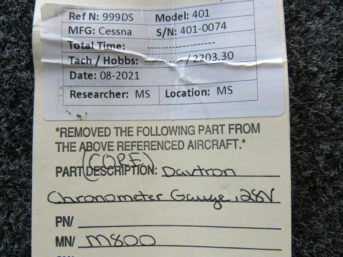 Davtron M800 Cessna 401 Davtron Chronometer Gauge Volts 28 CORE