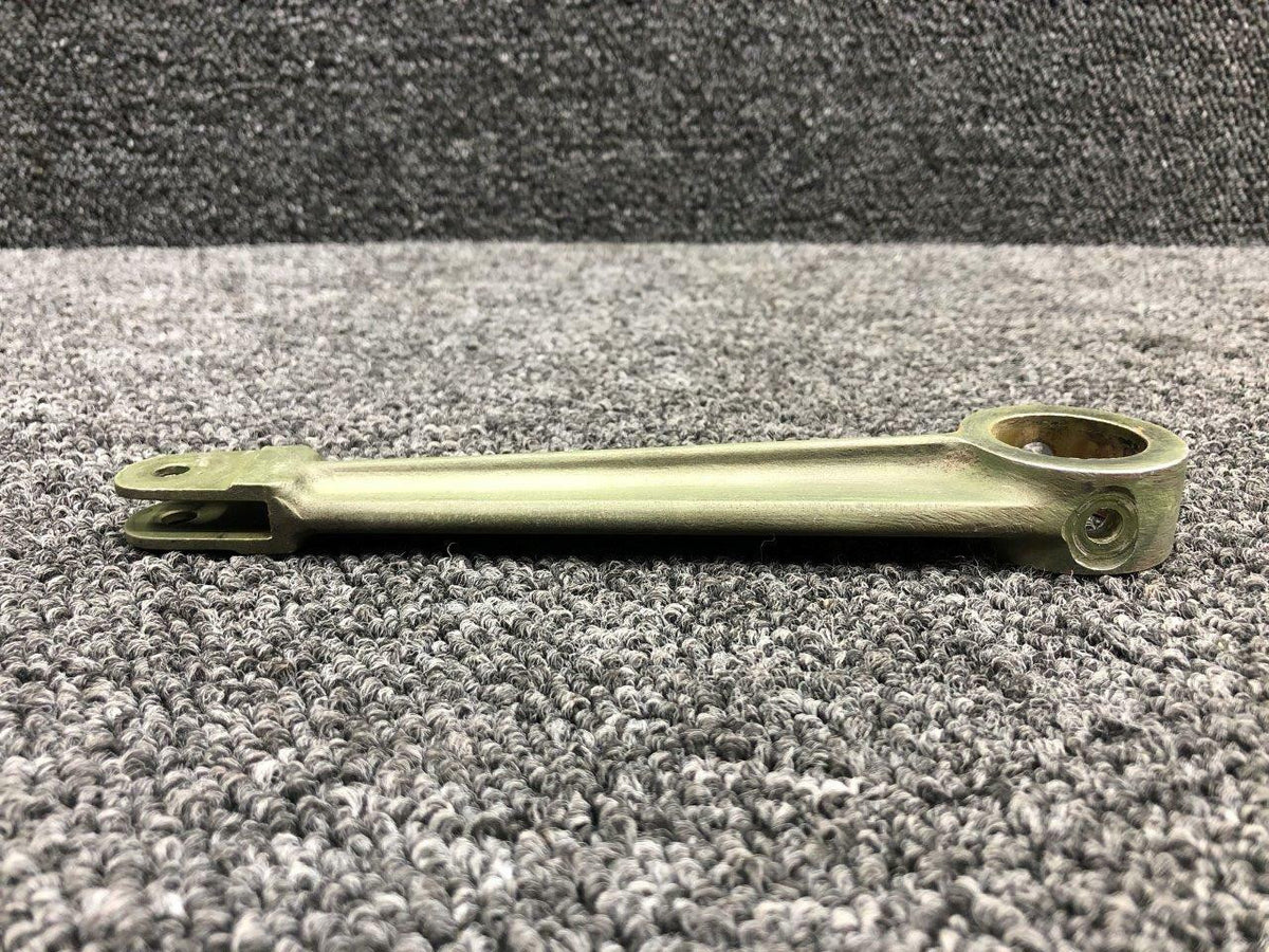 Cessna 5091502-1 Cessna 401 Elevator Torque Tube Arm