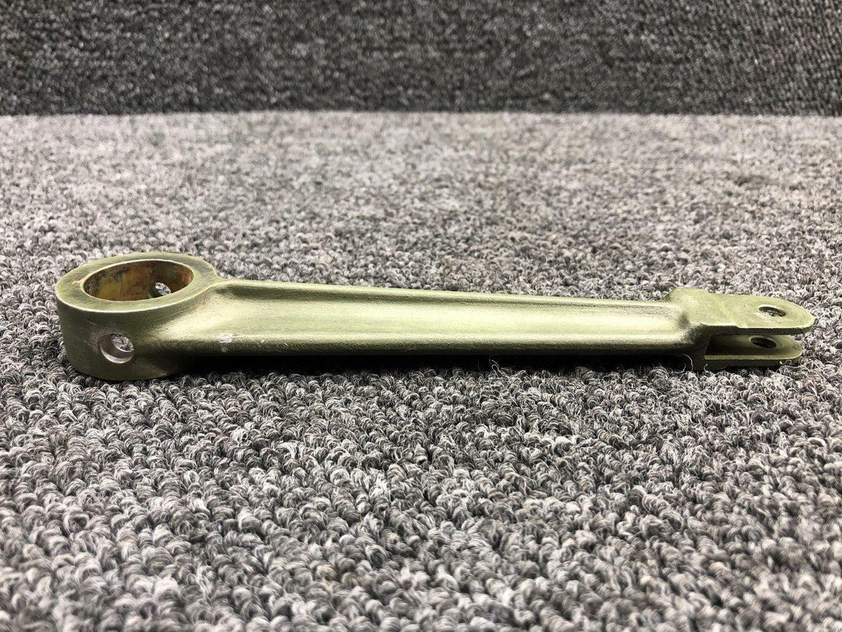 Cessna 5091502-1 Cessna 401 Elevator Torque Tube Arm