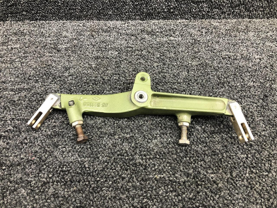 Beechcraft 35-521158-5 Use 35-521158-15 Beechcraft F33A Aileron Control Bellcrank LH
