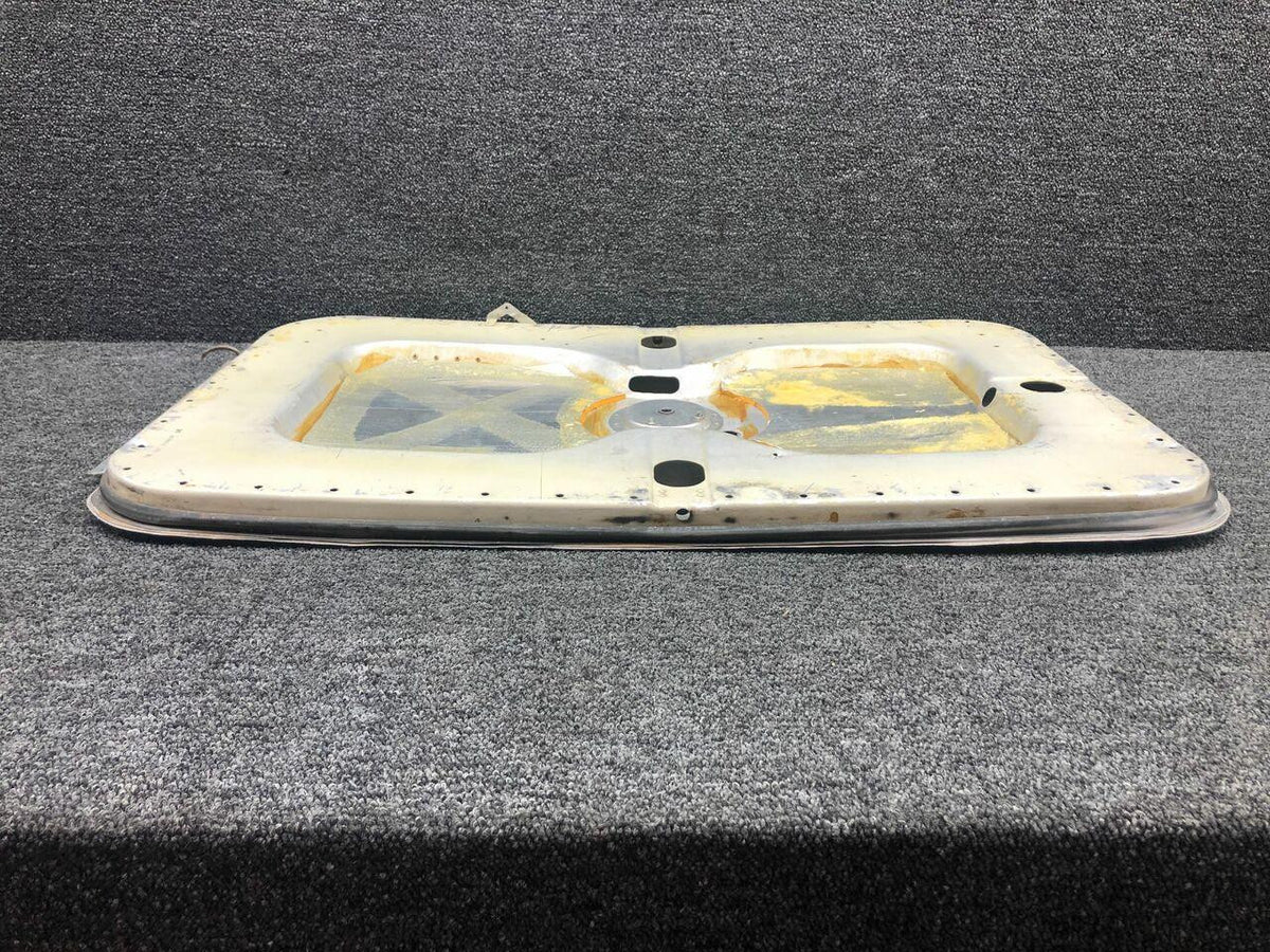 Beechcraft 002-430077-1 USE 002-430077-21 Beechcraft F33A Large Baggage Door Assy