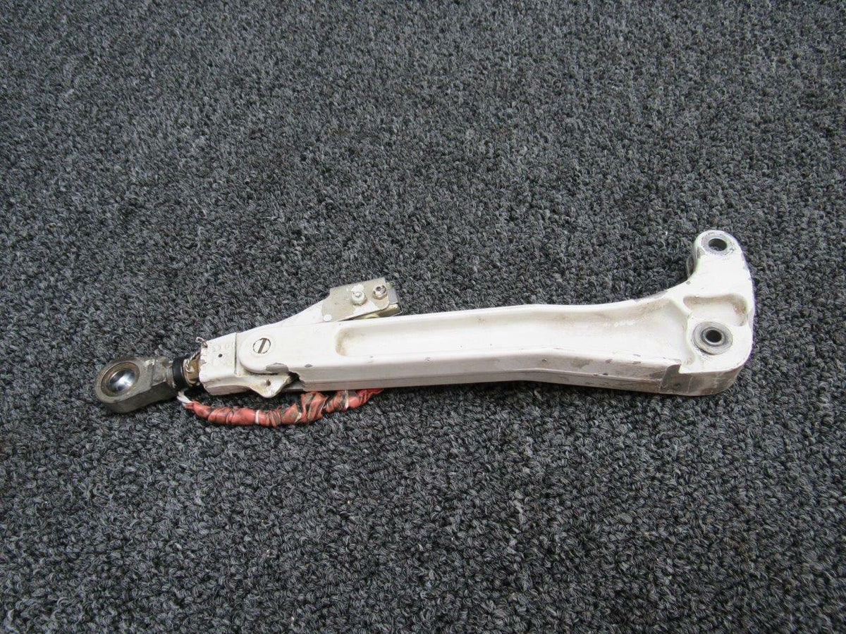Cessna 5041001-2 Cessna 401B Bellcrank Assembly RH