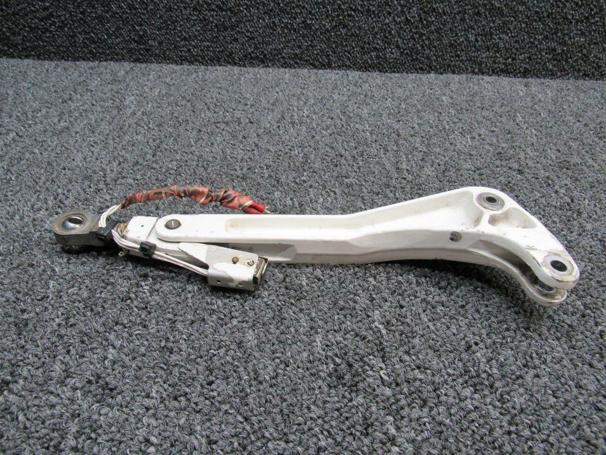 Cessna 5041001-2 Cessna 401B Bellcrank Assembly RH