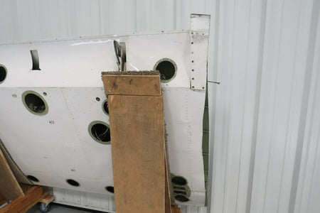 Cessna 0522644-18 0520018-14/0523080-34 Cessna 172S RH Wing Assembly