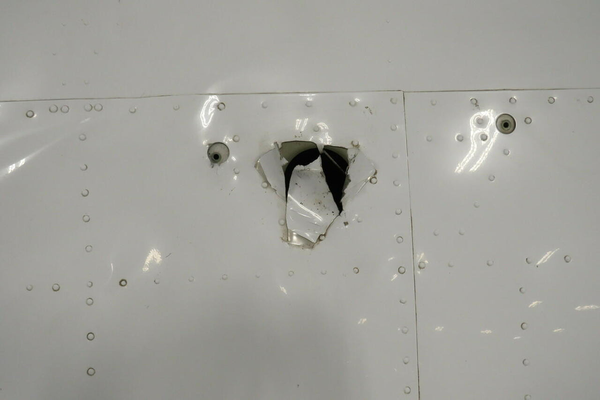 Cessna 0522644-18 0520018-14/0523080-34 Cessna 172S RH Wing Assembly
