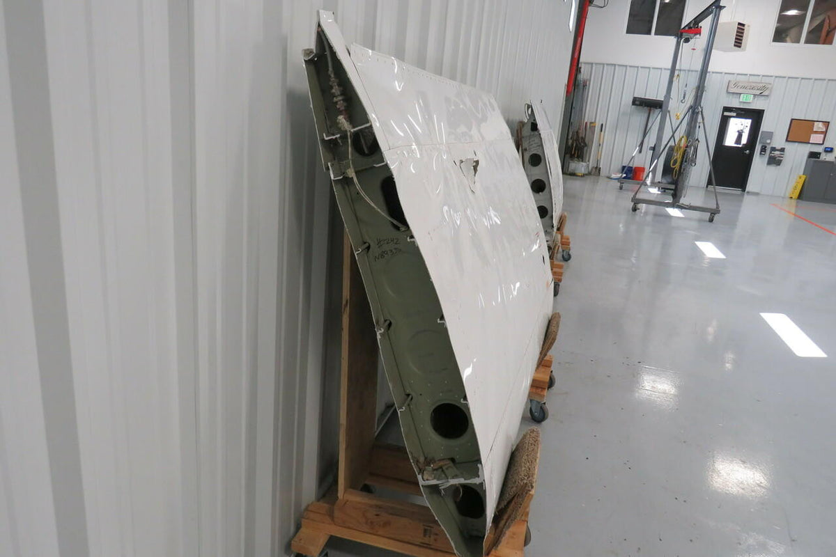 Cessna 0522644-18 0520018-14/0523080-34 Cessna 172S RH Wing Assembly